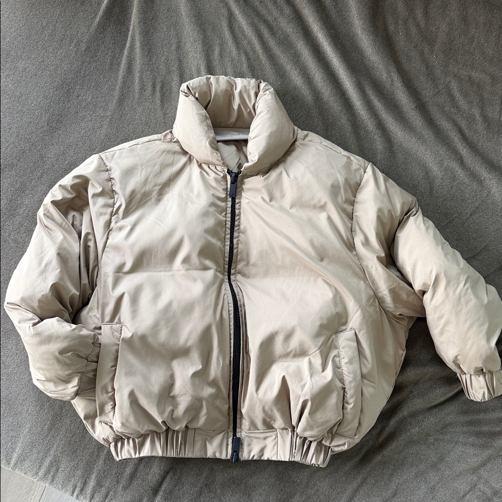 Essentials Light Tan Puffer Jacket toddler sz 4-5